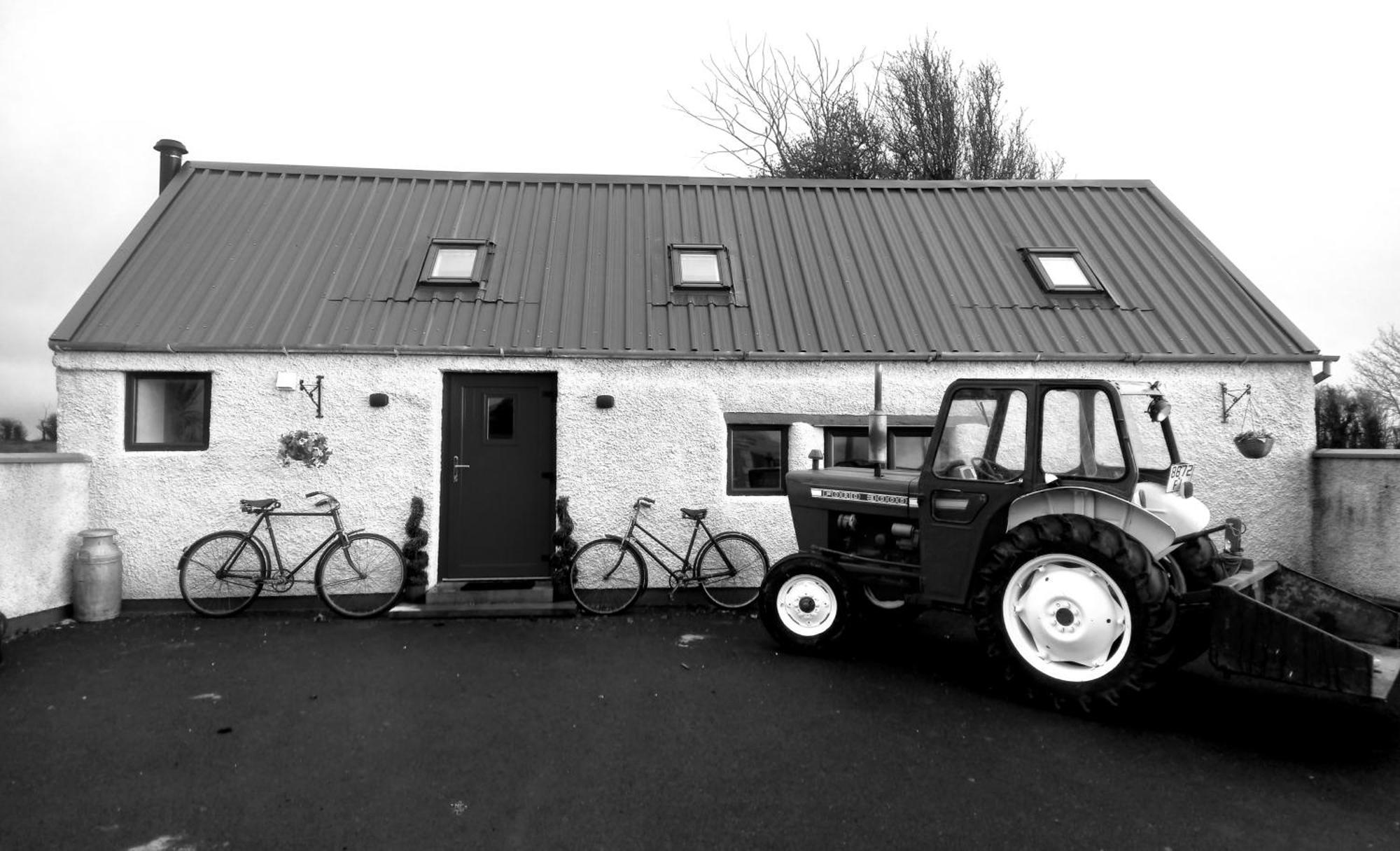 Kitty'S Cottage - Horse And Jockey, Cashel 瑟勒斯 外观 照片